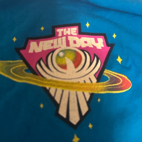 Newwww day! Tshirt - Picture 3 of 3